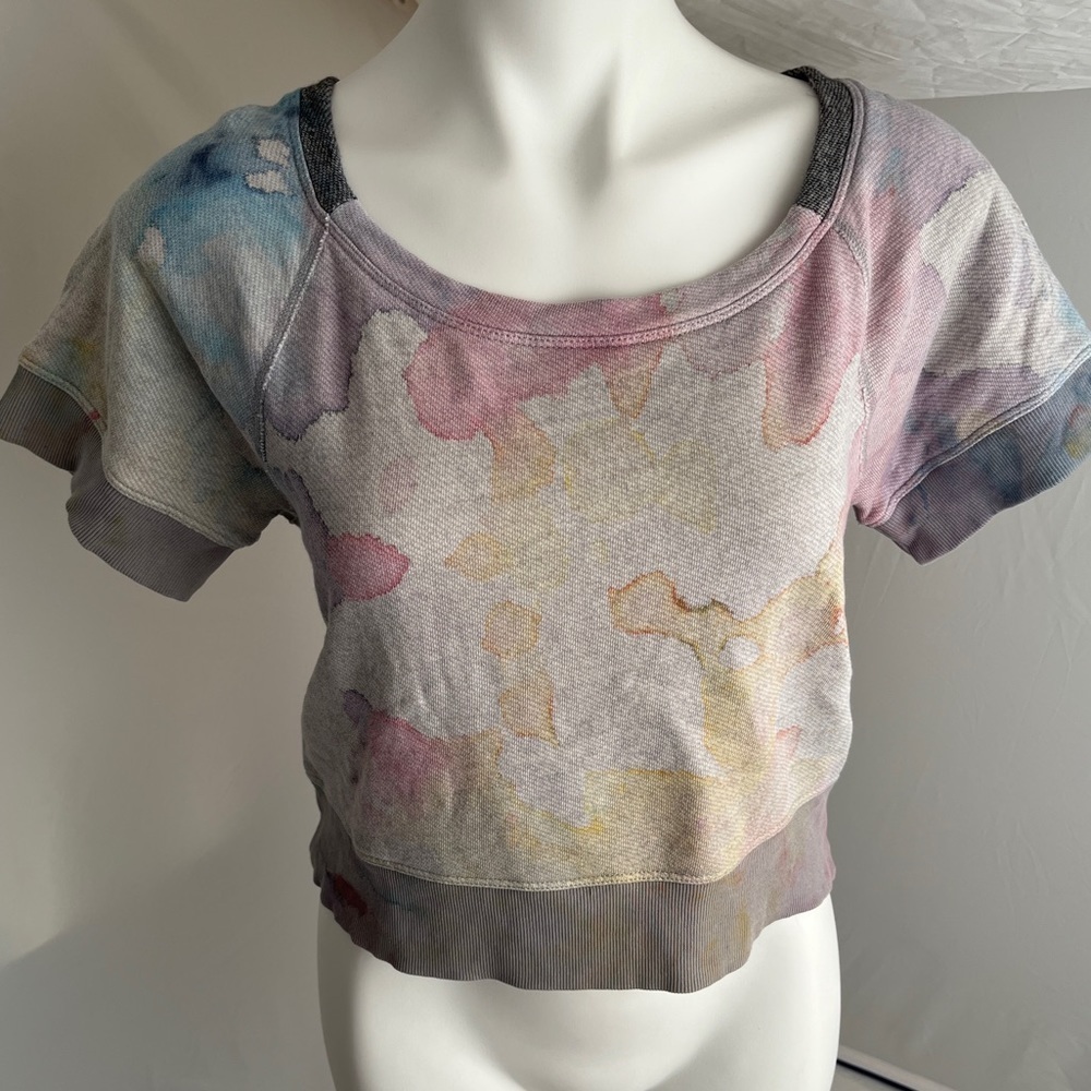 Lucy tie dye gray rainbow multicolor high low cropped sweatshirt S